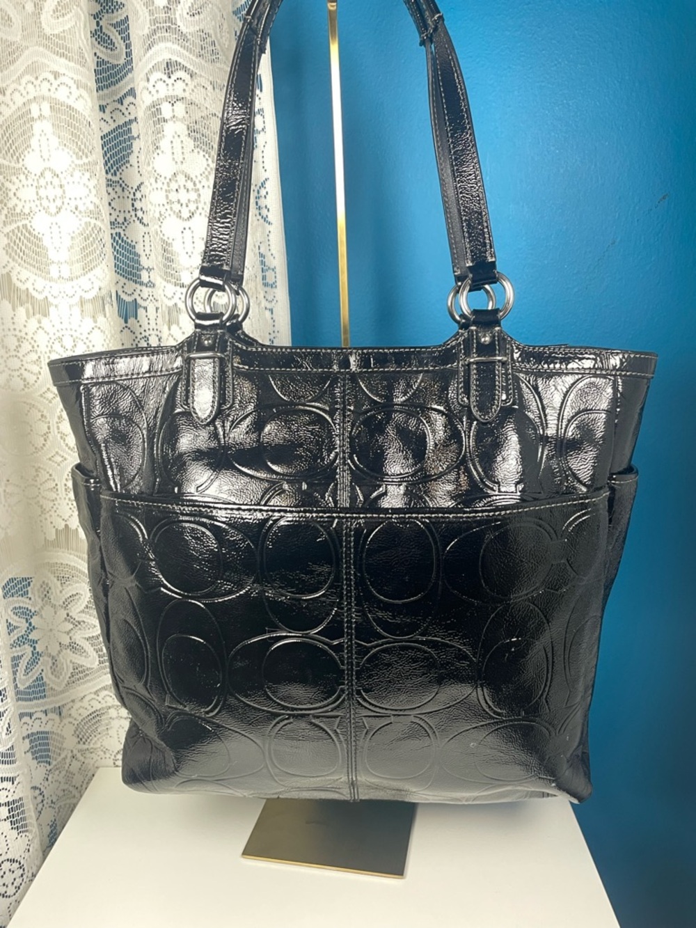 Coach Gallery Embossed Patent Leather 11 in H x 15 in Top L x 11.5 in L Bottom - Picture 13 of 15